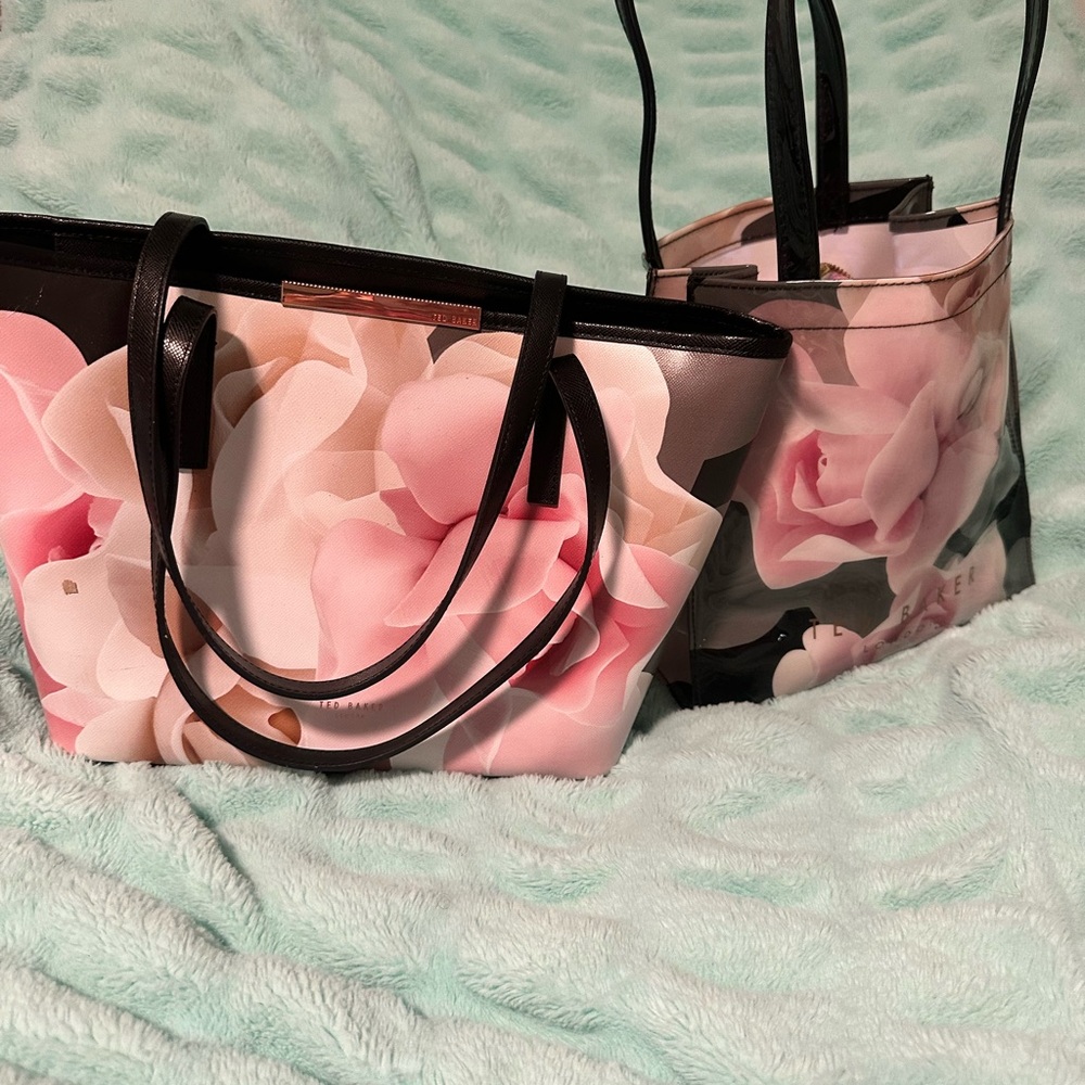 Floral Pink and Black Women's Tote Bag